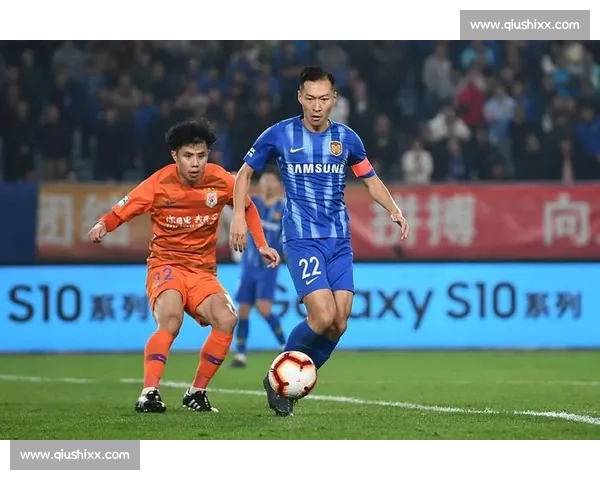 鲁能vs苏宁首发揭晓中场对决成焦点两队战术变化引发球迷热议